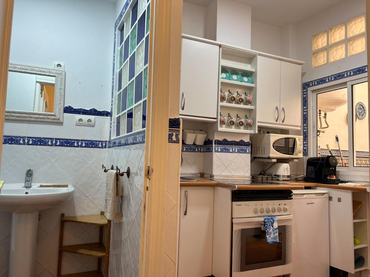 Iyourbasics Lovely Apartment Hinestrosa 23 Free Wifi&Ac Málaga Eksteriør billede