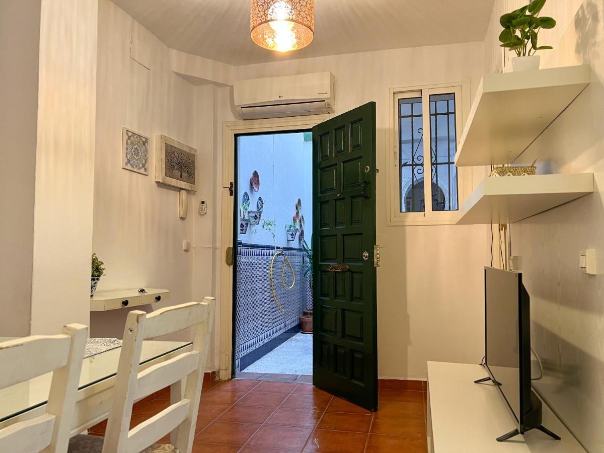 Iyourbasics Lovely Apartment Hinestrosa 23 Free Wifi&Ac Málaga Eksteriør billede