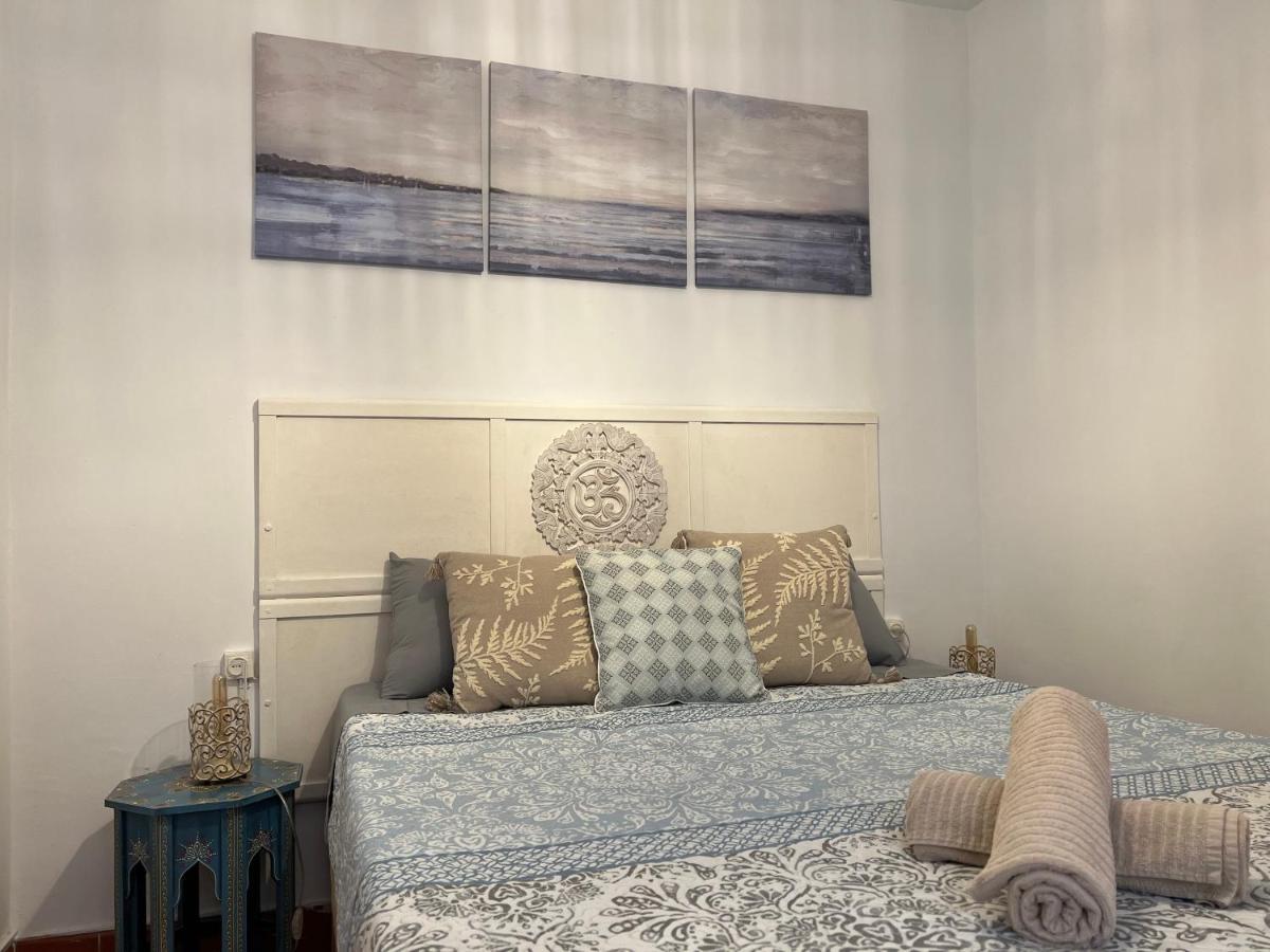 Iyourbasics Lovely Apartment Hinestrosa 23 Free Wifi&Ac Málaga Eksteriør billede